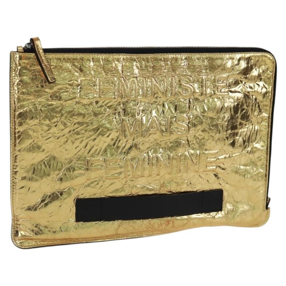 Chanel Classic Caviar Clutch